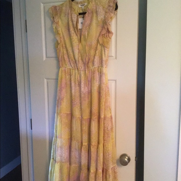 BB Dakota Dresses & Skirts - NWT BB Dakota midi dress size medium